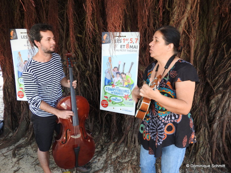 Petite démonstration en "live" de Jérôme et Christine sur le paepae de la Maison de la Culture. Petite démonstration en "live" de Jérôme et Christine sur le paepae de la Maison de la Culture.