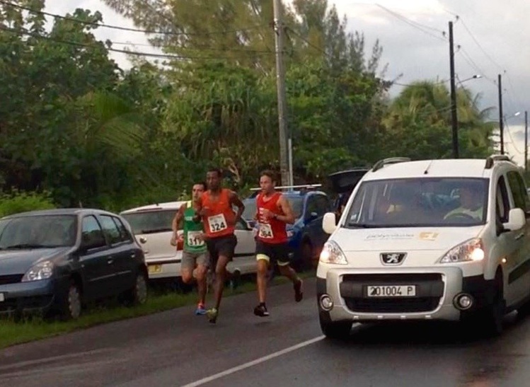 Semi-Marathon « Championnat de Polynésie » : Teiva Izal conserve son titre Semi-Marathon « Championnat de Polynésie » : Teiva Izal conserve son titre