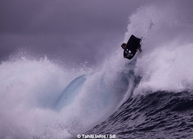 Tanner McDaniel a dû affronter Mike Stewart Tanner McDaniel a dû affronter Mike Stewart