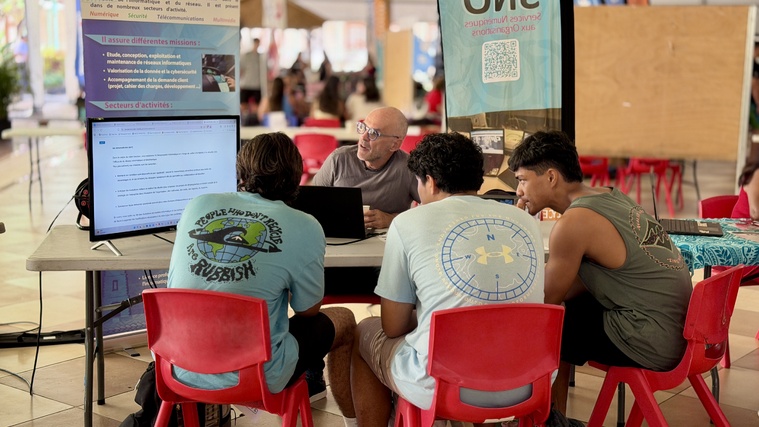 Du 29 au 31 janvier, plus de 1 800 lycéens participent au Forum post-bac 2026, organisé par le ministère de l’Éducation et la DGEE.