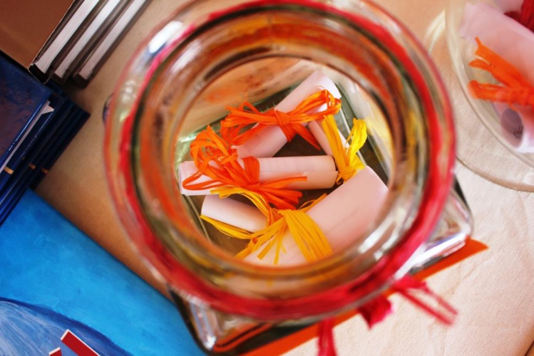 Au Vent des îles lance le "bonbon littéraire" Au Vent des îles lance le "bonbon littéraire"