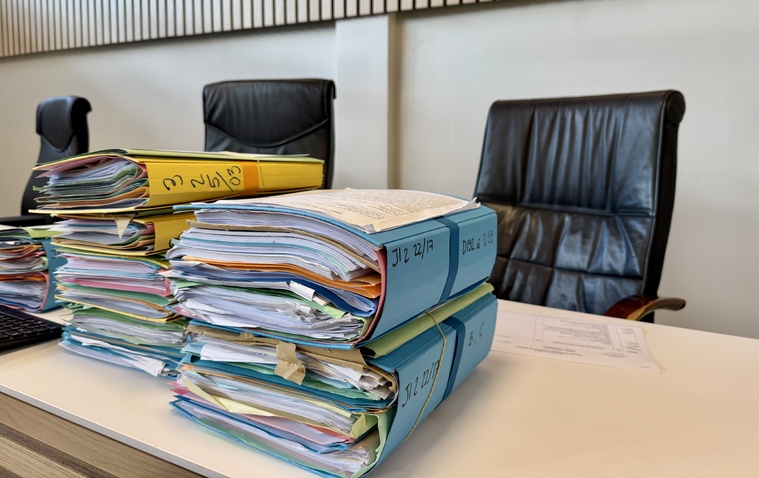 Après plus de six heures d’audience, la justice a prononcé une peine lourde pour des faits de maltraitance infantile, envoyant un message clair : la violence sur les enfants ne sera plus tolérée.