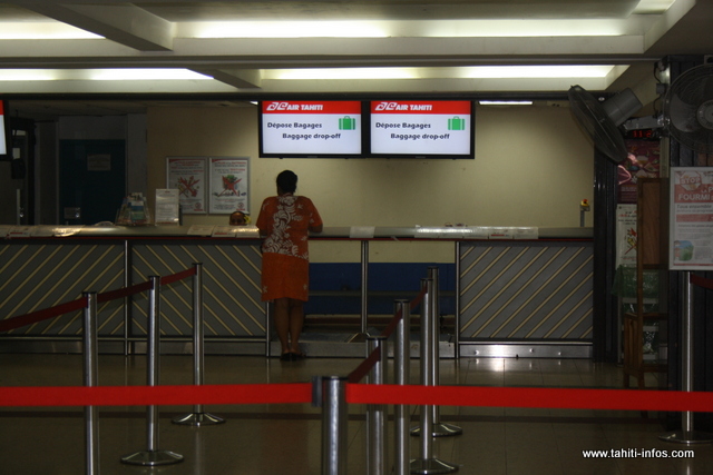 Une menace de grève de son personnel au sol pèse sur la compagnie aérienne locale, ce qui entrainera des difficultés pour les archipels éloignés.