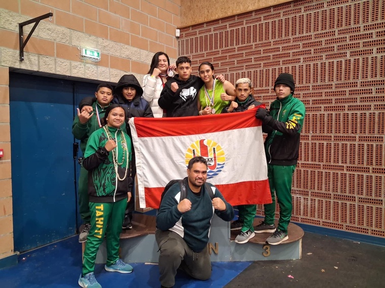“Un moment historique” pour les quatre champions du Taiarapu Boxing Club (Crédit : AS Taiarapu BC). “Un moment historique” pour les quatre champions du Taiarapu Boxing Club (Crédit : AS Taiarapu BC).