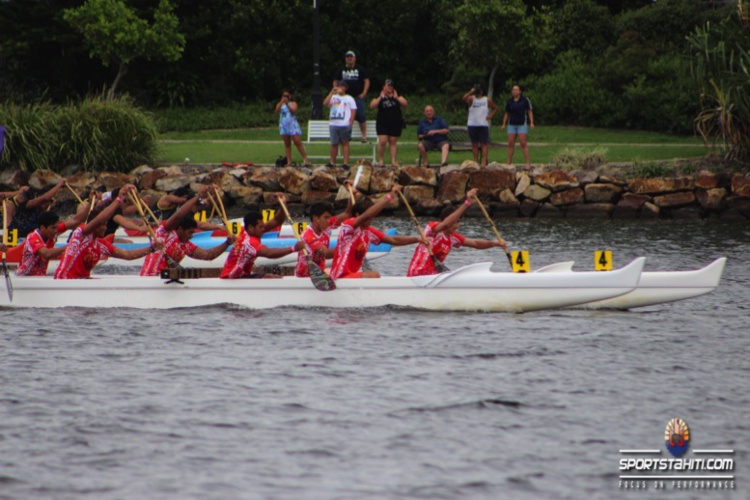 Va’a « World Sprint – J4 » : Enfin de l’or avec Mou’a Tamaiti no Papara (J) et Ruahatu (V) Va’a « World Sprint – J4 » : Enfin de l’or avec Mou’a Tamaiti no Papara (J) et Ruahatu (V)