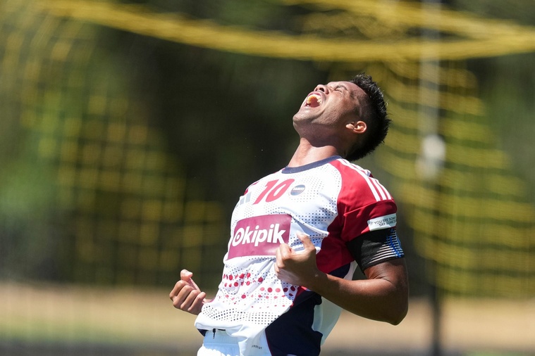 Le capitaine Teaonui Tehau, buteur et leader comme à son habitude sur le terrain.