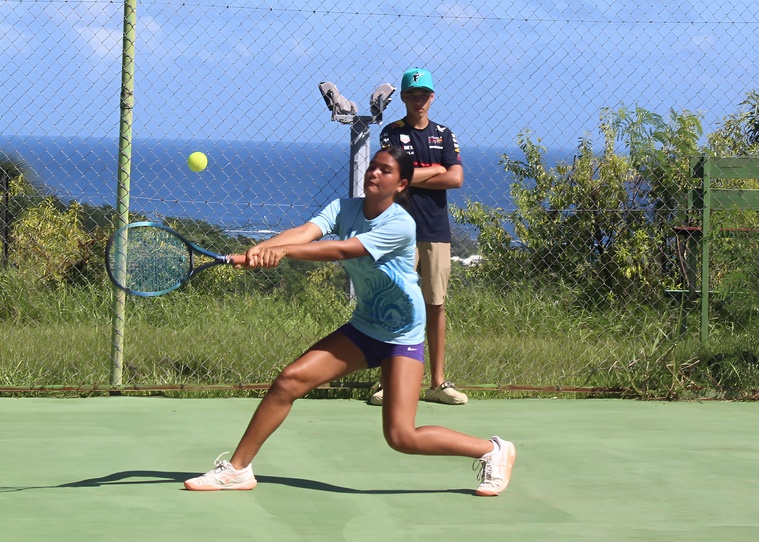 Mia Hirlemann a réalisé le doublé en 13-14 ans et 15-18 ans chez les filles.