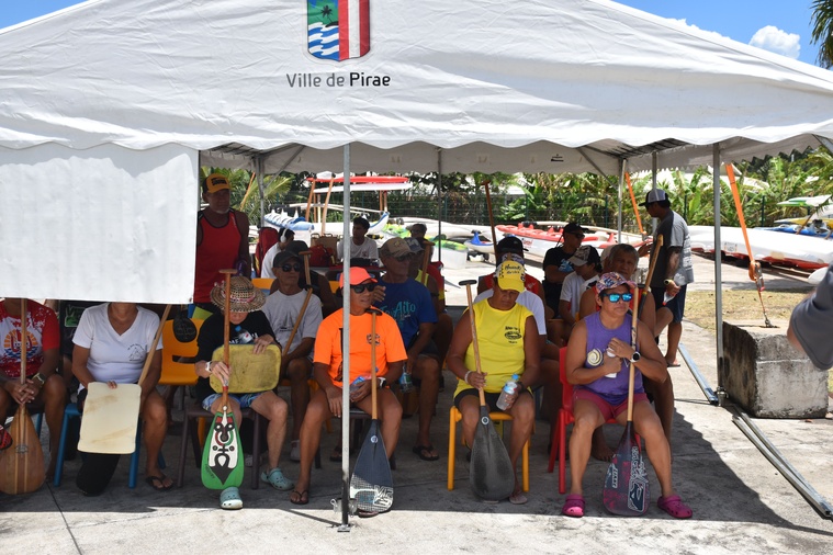 L’attente avant les courses, un moment de concentration important. L’attente avant les courses, un moment de concentration important.