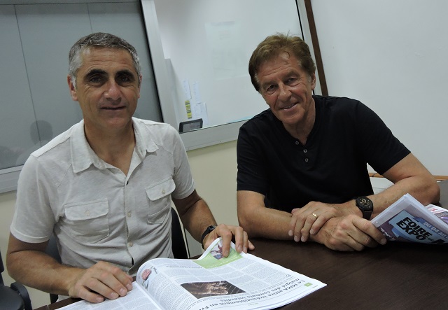 Laurent Jalabert et Henri Sannier à la rédaction de Tahiti Infos