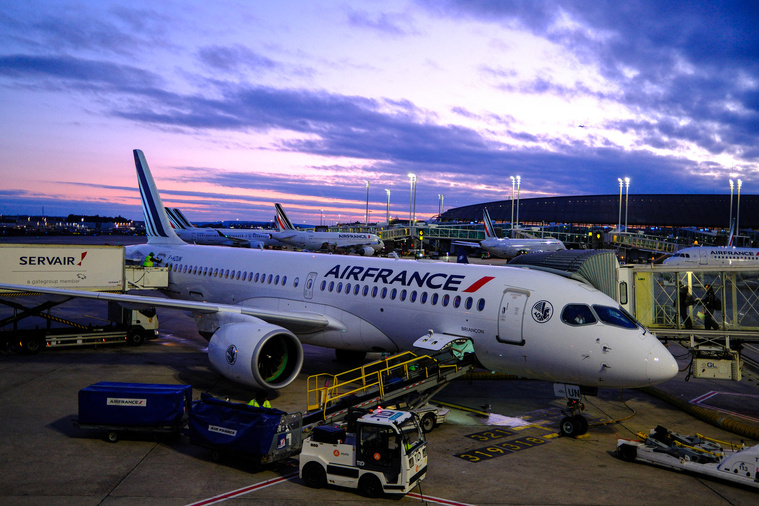 CHARLY TRIBALLEAU / AFP