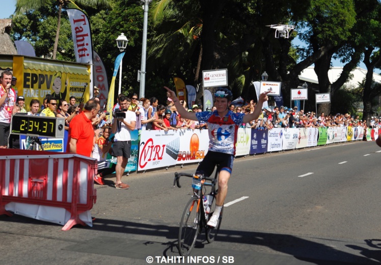 Le Néozélandais Liam Aitcheson, grand gagnant de la Ronde Tahitienne 2016 Le Néozélandais Liam Aitcheson, grand gagnant de la Ronde Tahitienne 2016