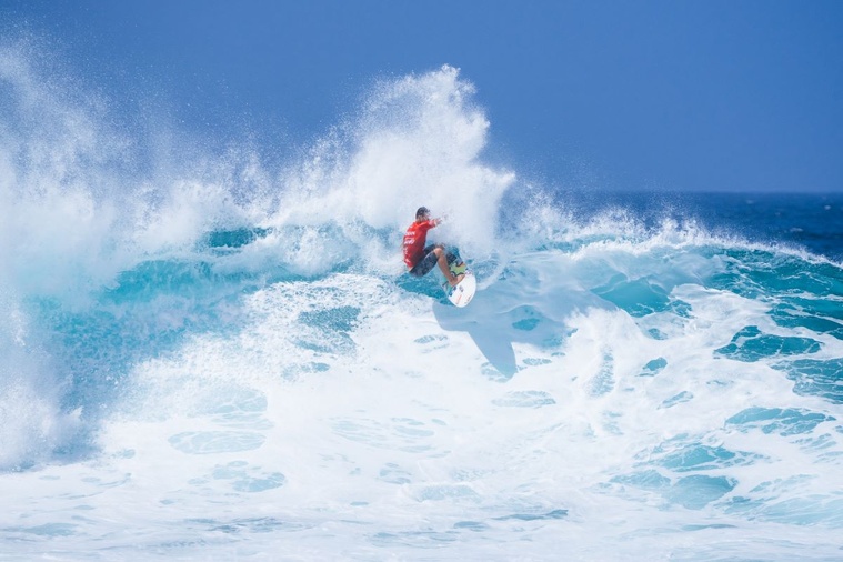 Kauli Vaast continue de performer. Il s’est qualifié pour les huitièmes de finale à Newcastle. Kauli Vaast continue de performer. Il s’est qualifié pour les huitièmes de finale à Newcastle.