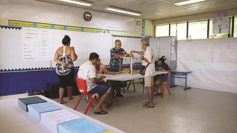 De nombreux tāvana réélus au premier tour De nombreux tāvana réélus au premier tour