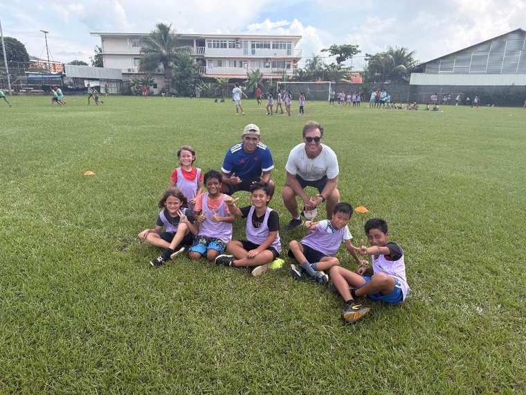 Sourires et partage étaient au rendez-vous du tournoi de rugby de l’Assep.