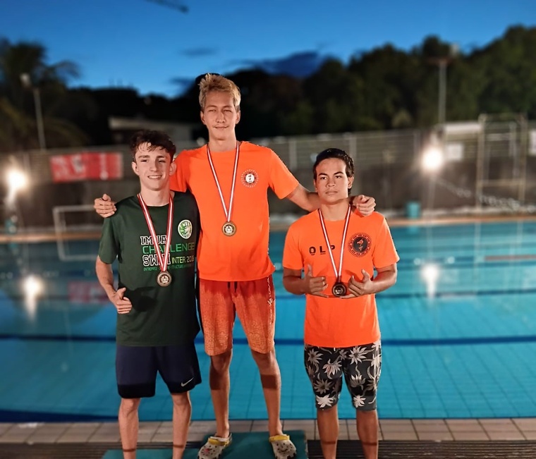 Manea Teriierooiterai a réalisé le meilleur total de la journée, samedi, et s’est imposé chez les juniors 4 et + devant Oscar Busset (à gauche) et Rainui Chenon (à droite).