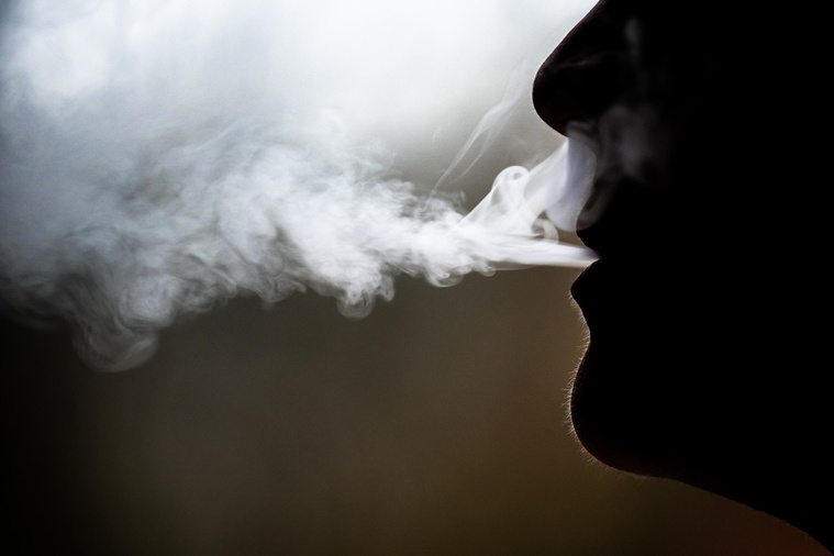 Nouvelle-Calédonie: santé mentale, écrans et vapotage, nouvelles inquiétudes chez les jeunes