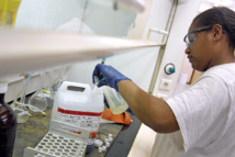 Nouvelle-Calédonie: 5 blessés légers lors d'une expérience dans un lycée