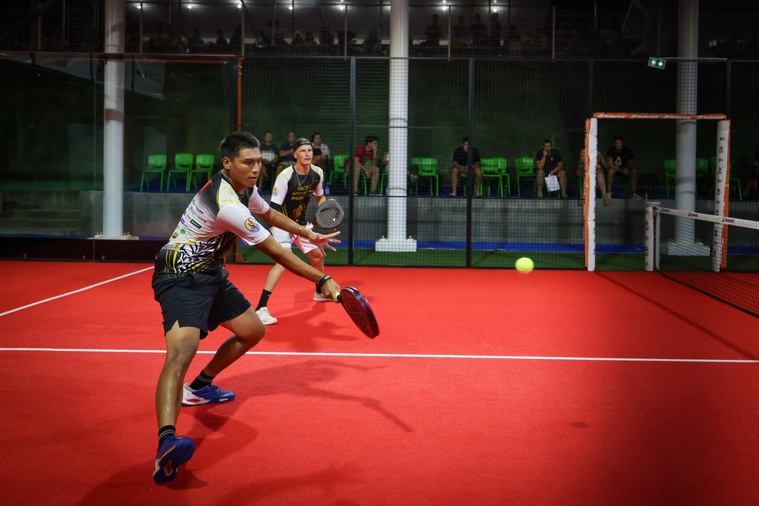 Notre paire numéro une chez les hommes, Manoa Desvignes et Karl Yomes, a perdu en quart face aux finalistes australiens. Notre paire numéro une chez les hommes, Manoa Desvignes et Karl Yomes, a perdu en quart face aux finalistes australiens.