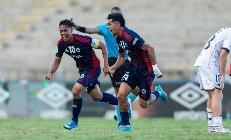 Les entrées de Teaonui Tehau et Franck Papaura ont été déterminantes. Les entrées de Teaonui Tehau et Franck Papaura ont été déterminantes.