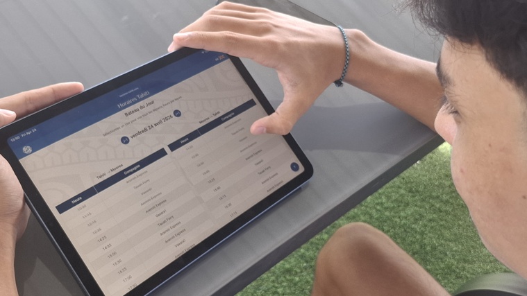 Les navettes de Moorea toutes rassemblées sur un site Les navettes de Moorea toutes rassemblées sur un site