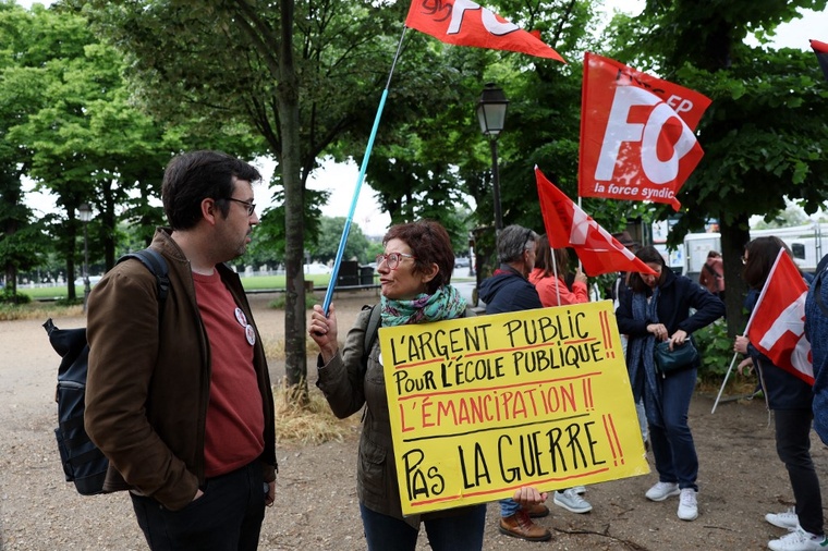 Face aux désordres du monde, les députés débattent d'une nouvelle hausse budgétaire pour les armées Face aux désordres du monde, les députés débattent d'une nouvelle hausse budgétaire pour les armées