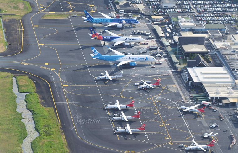 © Rare Tahitian Air/Port Views