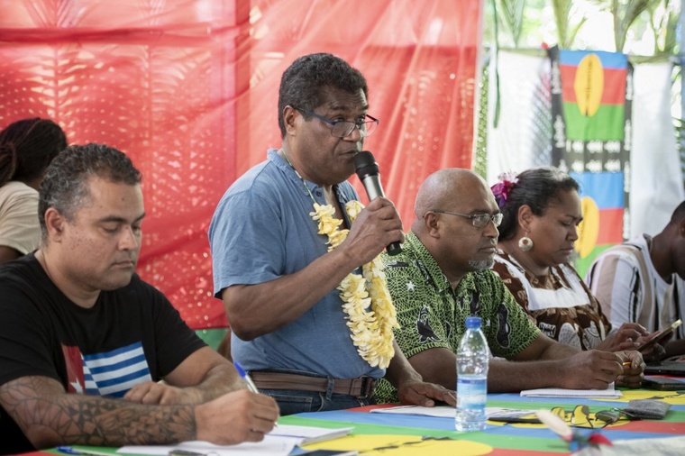 Nouvelle-Calédonie: le président du FLNKS soutient le Vanuatu sur des îles disputées à la France
