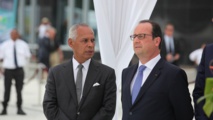 Hollande souhaite une loi sur l'égalité réelle outre-mer dès décembre Hollande souhaite une loi sur l'égalité réelle outre-mer dès décembre
