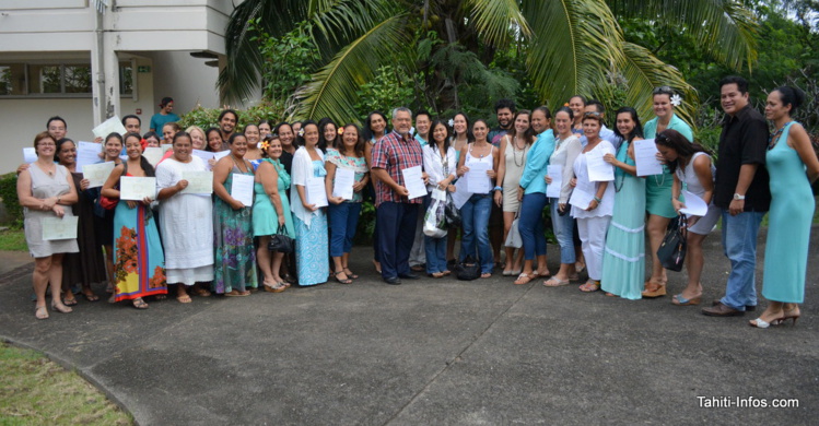 La première cérémonie de remise de diplôme de l'ESPE regroupe les promos 2015 et 2016 La première cérémonie de remise de diplôme de l'ESPE regroupe les promos 2015 et 2016