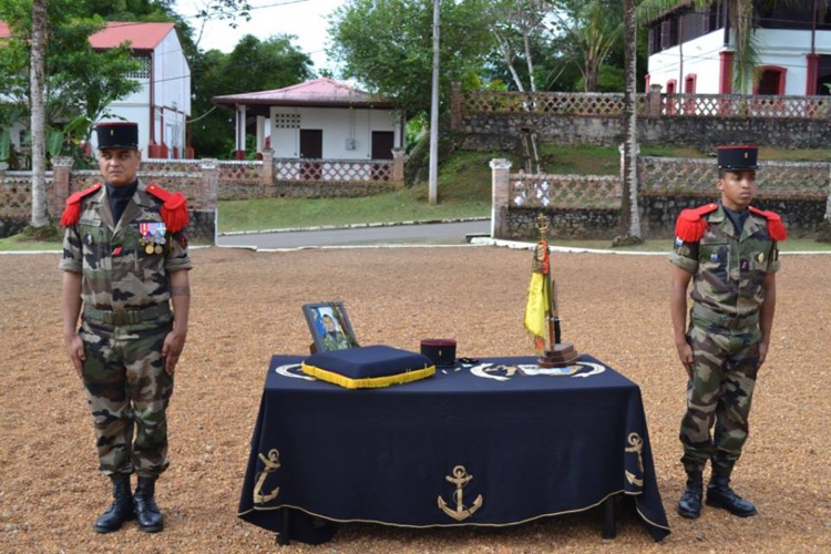 L’Armée a rendu un hommage à Emile Avae L’Armée a rendu un hommage à Emile Avae