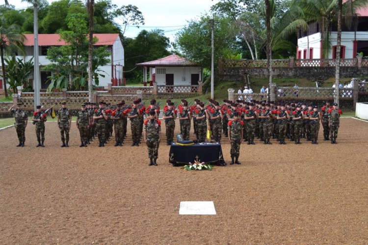 L’Armée a rendu un hommage à Emile Avae L’Armée a rendu un hommage à Emile Avae