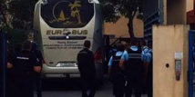 Euro-2016: les supporteurs russes quittent Mandelieu à bord de véhicules des forces de l'ordre