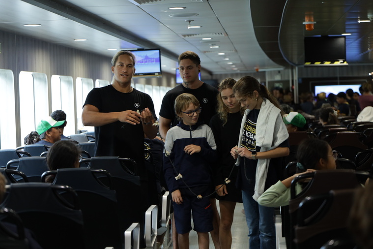 ​200 jeunes du Fenua conseillés pour préserver l'océan dans un “bateau-école”