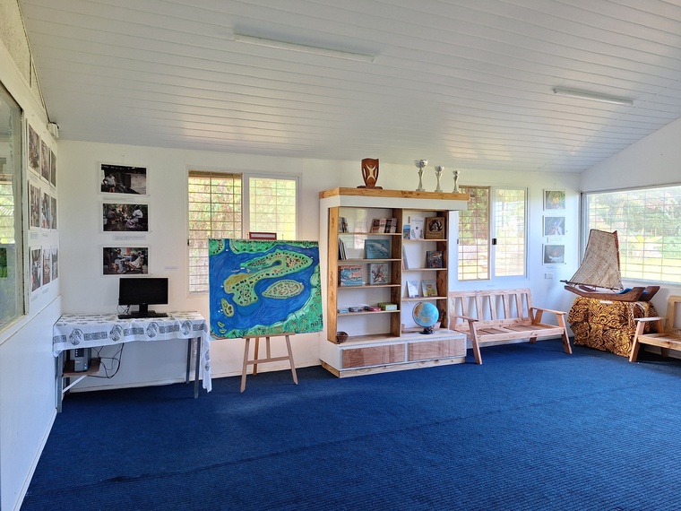 Une salle propice à la lecture, et plus largement à l’épanouissement des élèves (Crédit photos : Anne-Charlotte Lehartel et Commune de Taiarapu-Ouest).