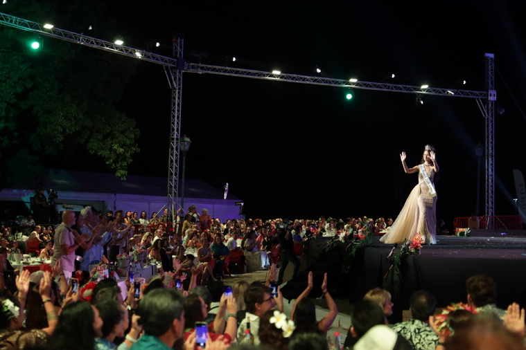 (En images) Leia Diard sacrée Miss Tahiti 2026