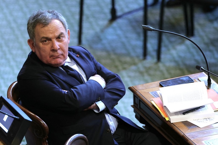 Le sénateur LR Francis Szpiner mis en examen pour corruption passive
