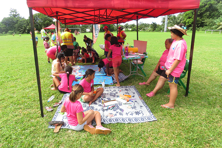 Les centres de vacances se réunissent à Moorea Les centres de vacances se réunissent à Moorea