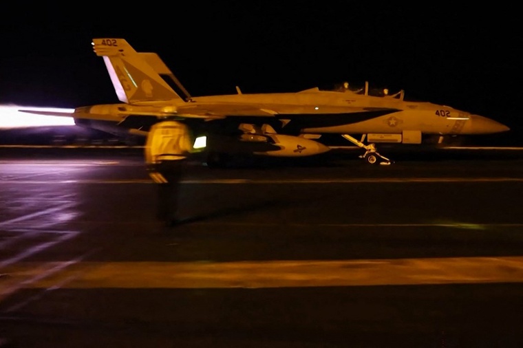 L'Iran dit faire face à une "guerre totale" avec les Etats-Unis