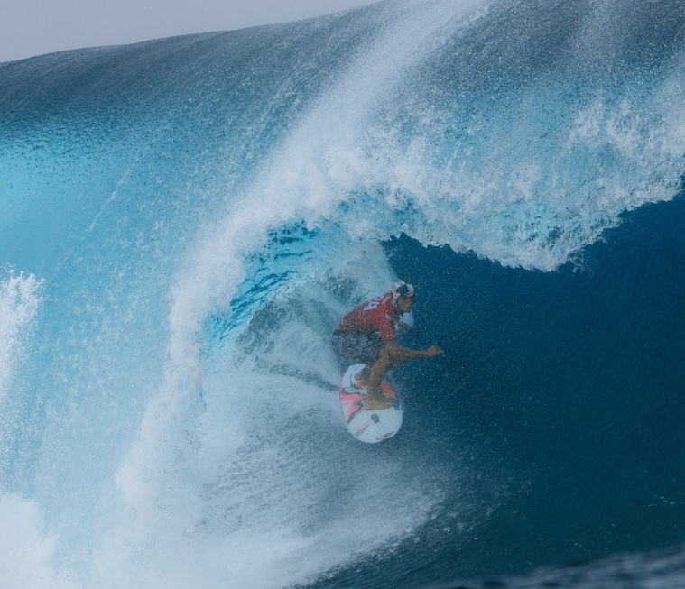 Kauli Vaast continue l'aventure sur la Tahiti Pro. @ WSL Hannah Anderson