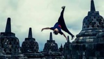 Indonésie: Red Bull s'excuse pour une publicité tournée dans un temple bouddhiste Indonésie: Red Bull s'excuse pour une publicité tournée dans un temple bouddhiste