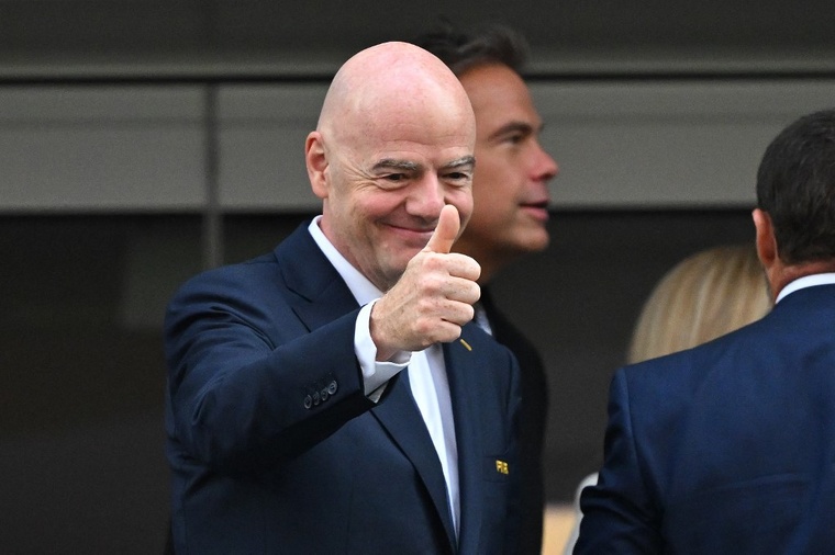 Fifa: Infantino a appuyé sur le "bouton d'autodestruction", selon le patron de la Premier League