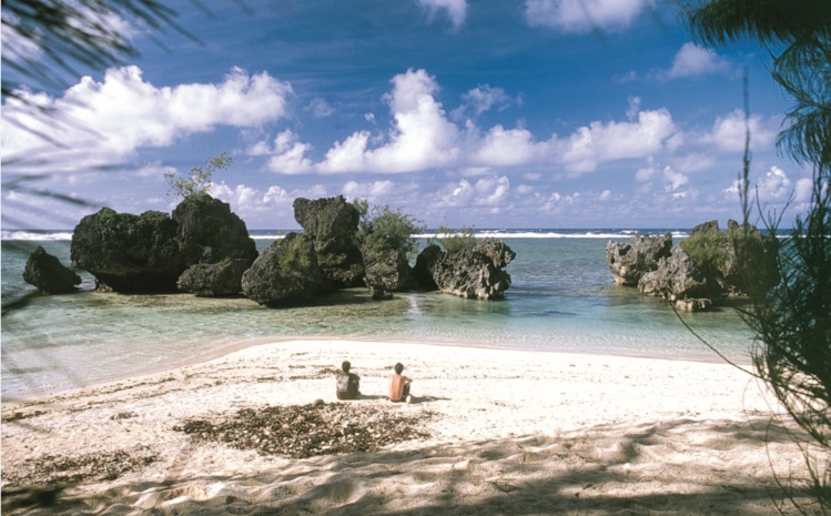 La plage de la pointe Toataratara. La plage de la pointe Toataratara.