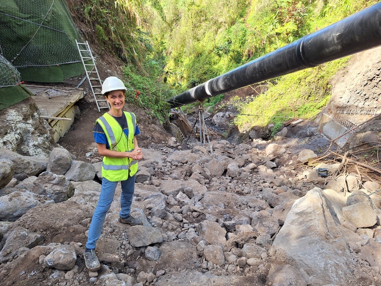 Rebecca Wong Fat-Derval pilote ce chantier de sécurisation aux multiples contraintes (Crédit : Anne-Charlotte Lehartel).