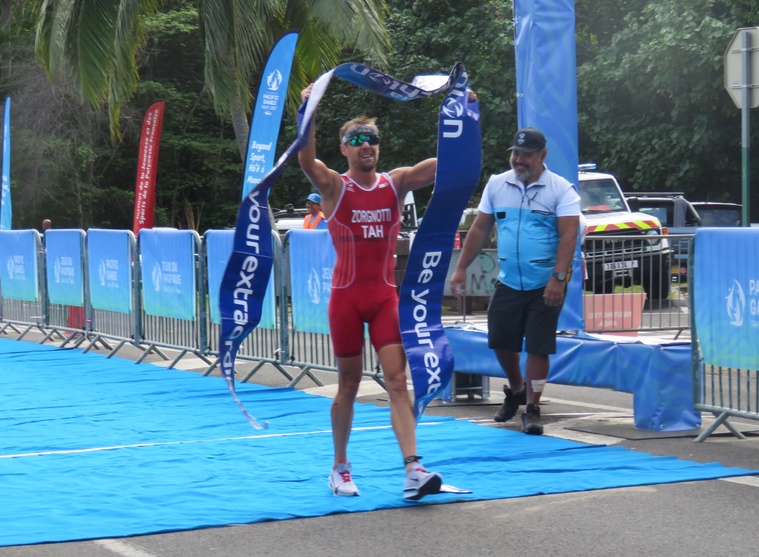 Le vainqueur de l'épreuve élite Benjamin Zorgnotti @Toatane Rurua