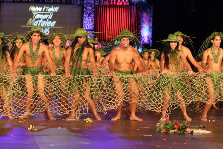 170 danseurs étaient sur scène pour vous conter cette histoire d'amour (crédit photo TFTN)