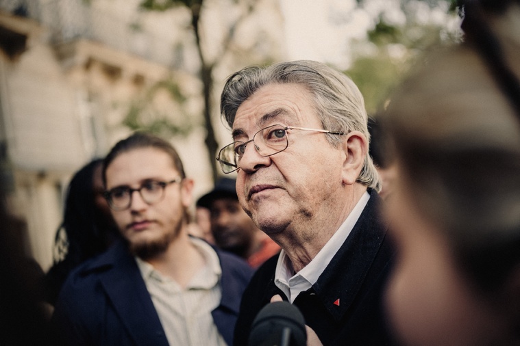 Mélenchon encore et toujours au centre des débats de la primaire sociale-démocrate