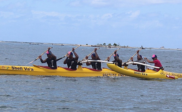 Superbe coordination des rameurs de Shell Va’a qui ont emporté la 11e édition de la Air Tahiti Nui Race, samedi.