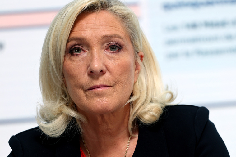 ​Présidentielle : en quête de crédibilité budgétaire, Le Pen promet un "effort radical" de "140 milliards net"