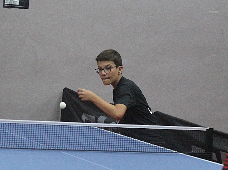 Tennis de table – Angelo Utia toujours aussi compétitif Tennis de table – Angelo Utia toujours aussi compétitif