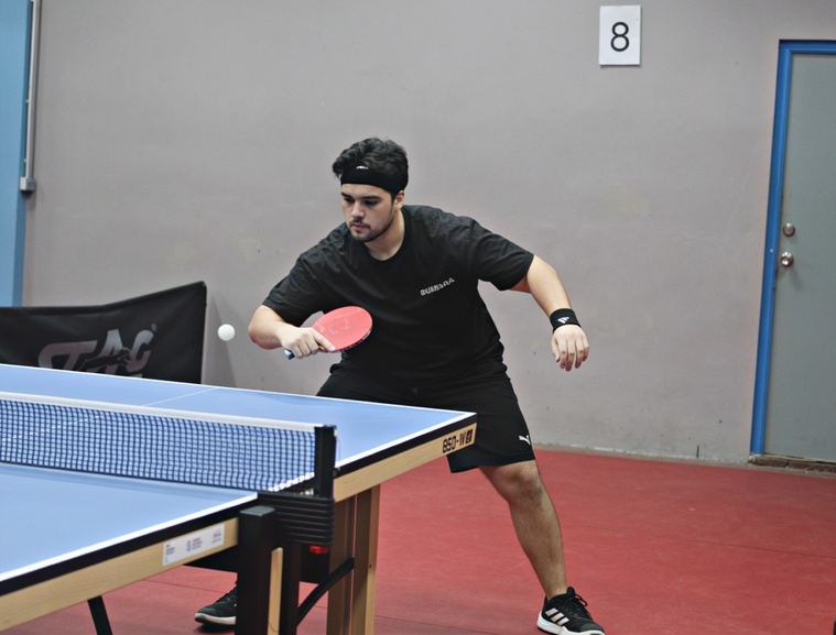 Tennis de table – Angelo Utia toujours aussi compétitif